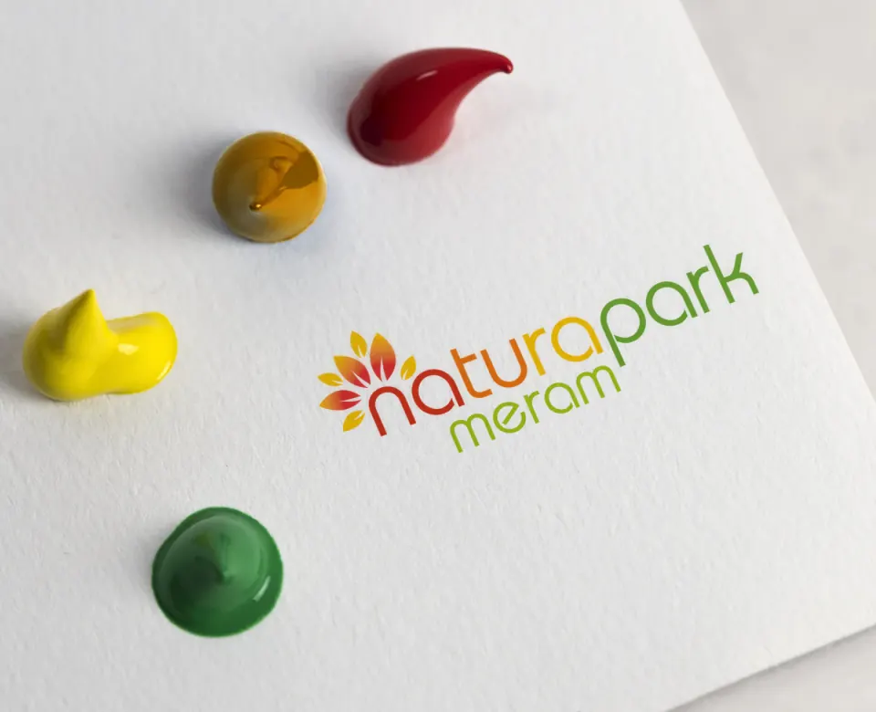NATURA MERKEZ logo çalışması